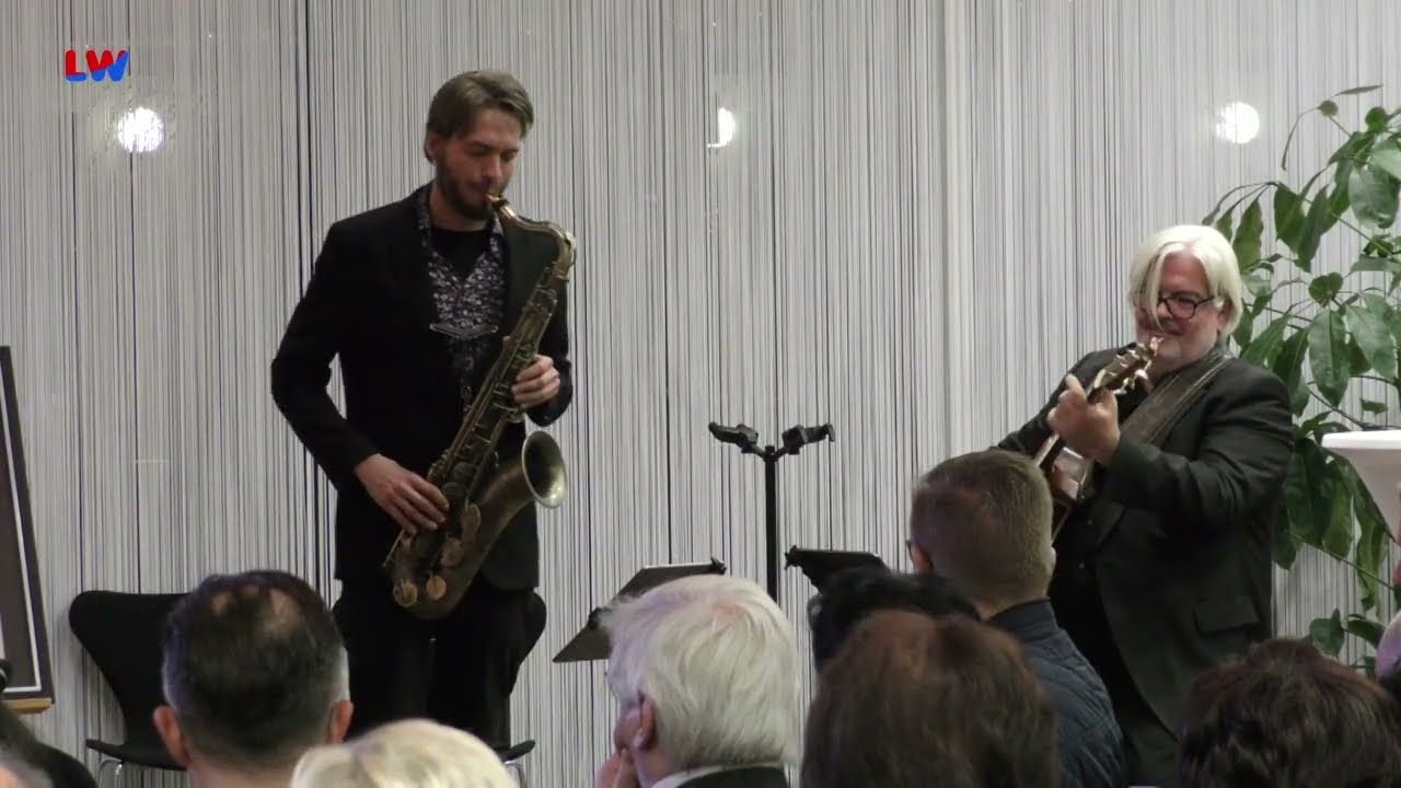 Kulturfenster: Max Ender und Chris Poller – immer wieder wächst das Gras