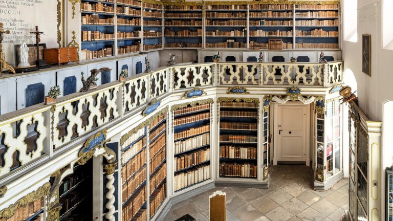 Ostritz/Dresden: Schätze aus der Klosterbibliothek werden ausgestellt