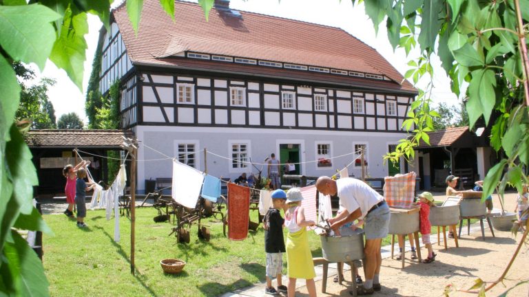 Reichenbach OT Krobnitz: Workshopreihe im Schloss