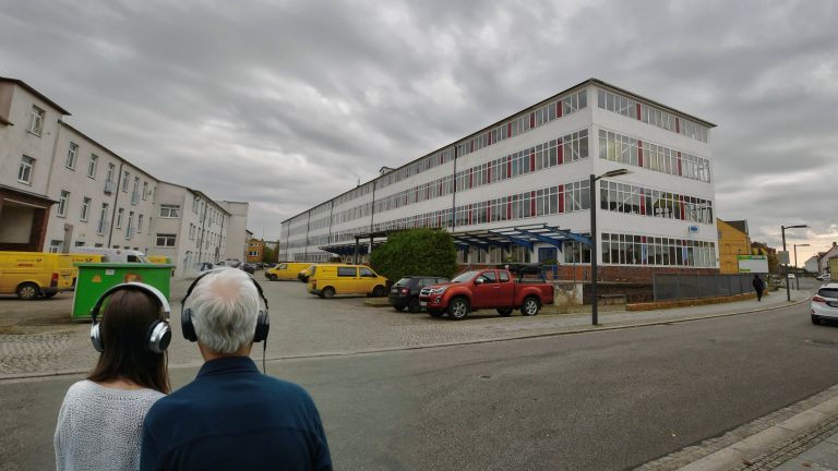 Finsterwalde: Eröffnung des Audiowalks „Zusammengeschweißt“