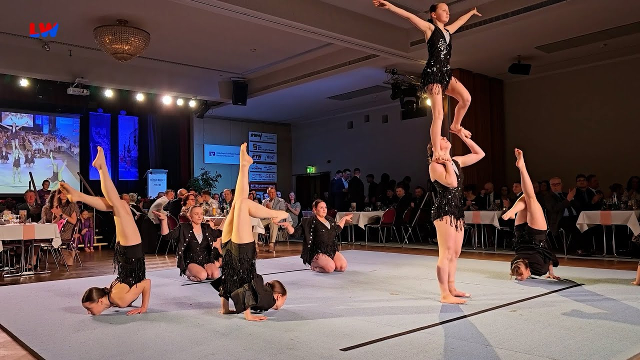 Niesky: Laser-Show, Tanz und Ehrungen beim fünften Bürgerball