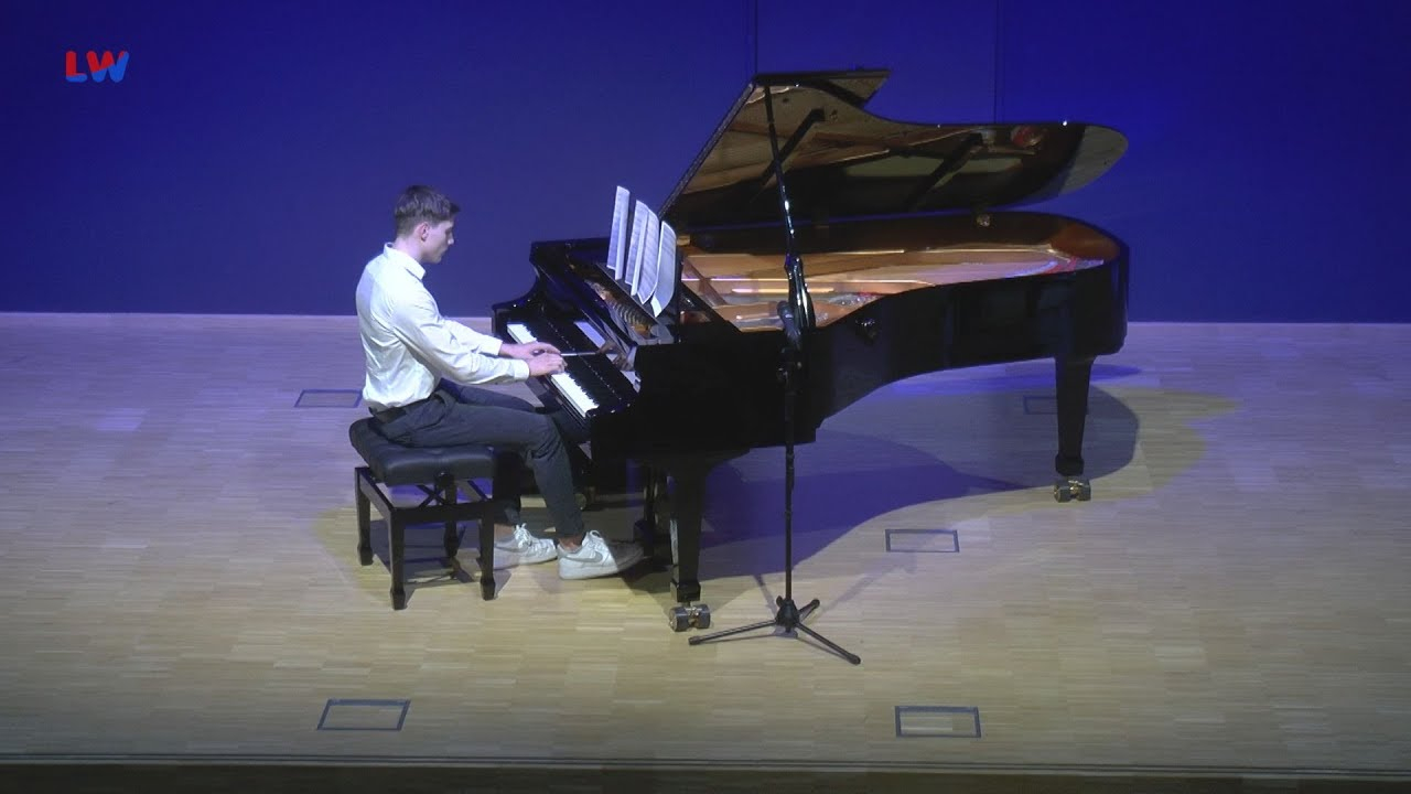 Herzberg/E.: Flügel im Melanchthon-Gymnasium eingeweiht