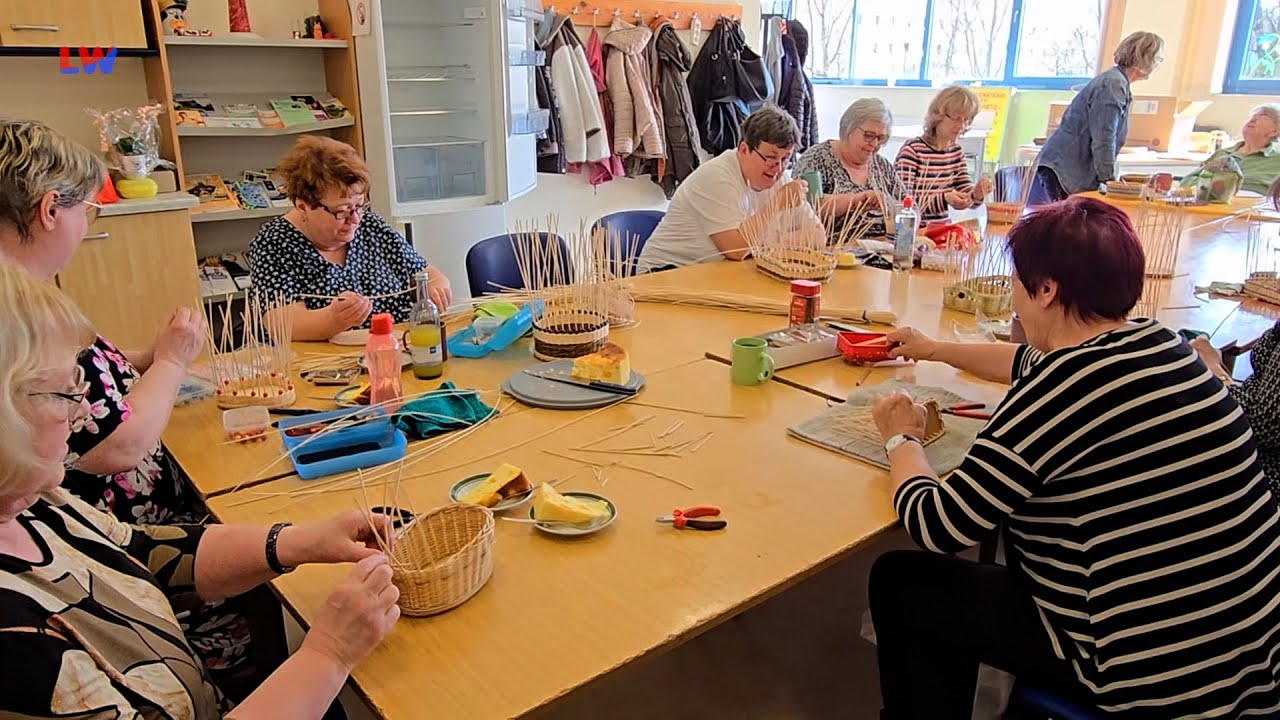 Weißwasser: Korbwerkstatt im Generationstreff „SpinnNetz“/Spielmobil vor Ostern