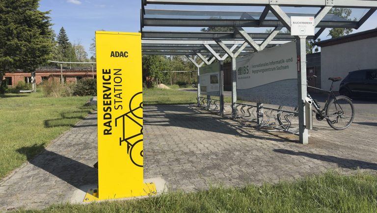 Lauta OT Laubusch: Neue Radservice-Station im Lausitzer Seenland