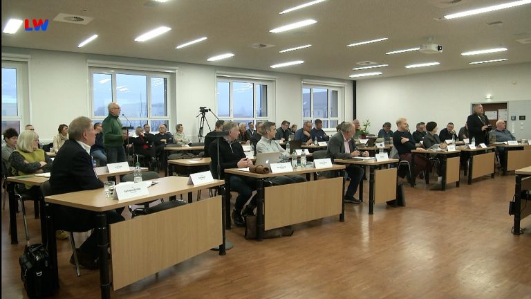Hoyerswerda: Modellflug-Weltmeisterschaft im Stadtrat