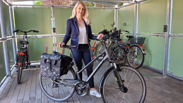 Großdubrau: Das E-Bike bequem vor der Haustür aufladen