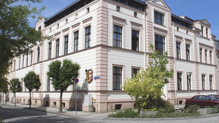 LK Elbe-Elster: Kämmerer verhängt Haushaltssperre