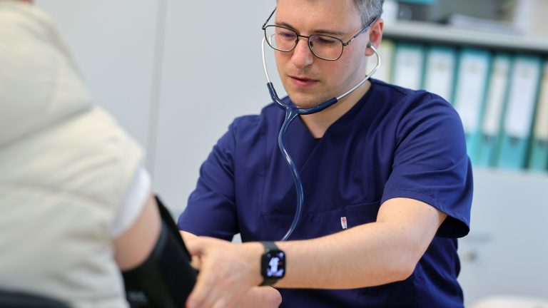 Lauchhammer: Neuer Hausarzt verstärkt Praxis-Team