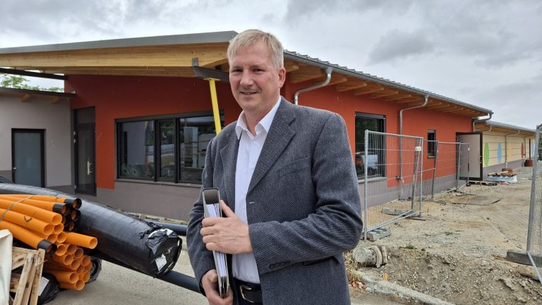 Hochkirch OT Rodewitz: Bau des neuen Begegnungszentrums biegt auf die Zielgerade