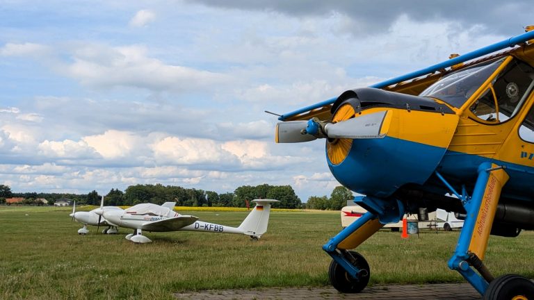 Elsterheide OT Nardt: Segelflug-Sommerlager gestartet