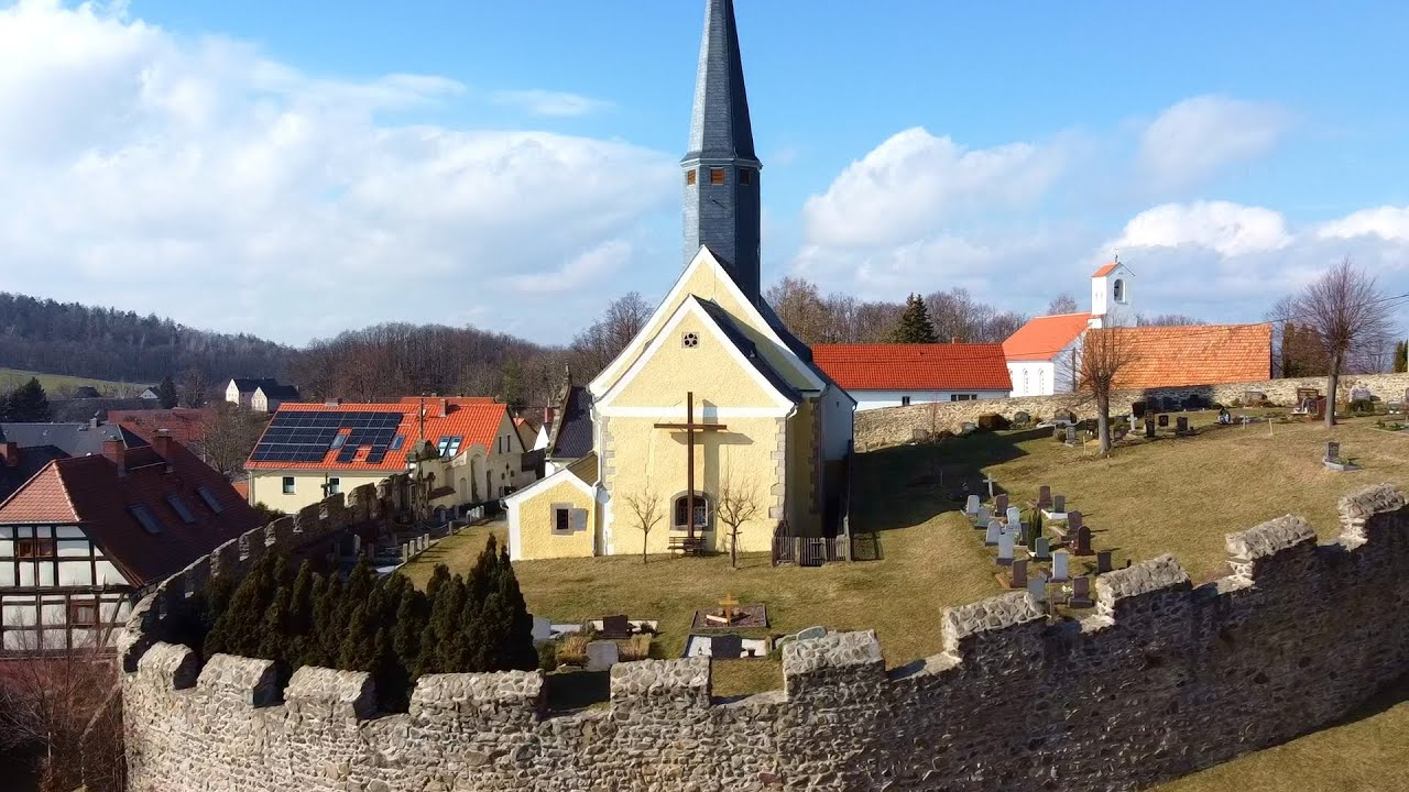 Markersdorf OT Jauernick-Buschbach: Die älteste Kirche am Berzdorfer See