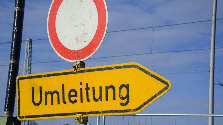 Großnaundorf/Lomnitz: Vollsperrung mit Umleitung