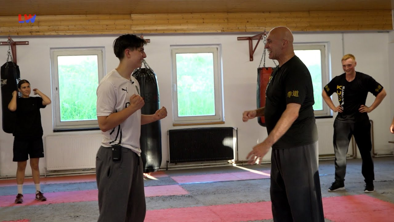 Bautzen: Hartes Selbstverteidigungstraining mit Kun-Tao