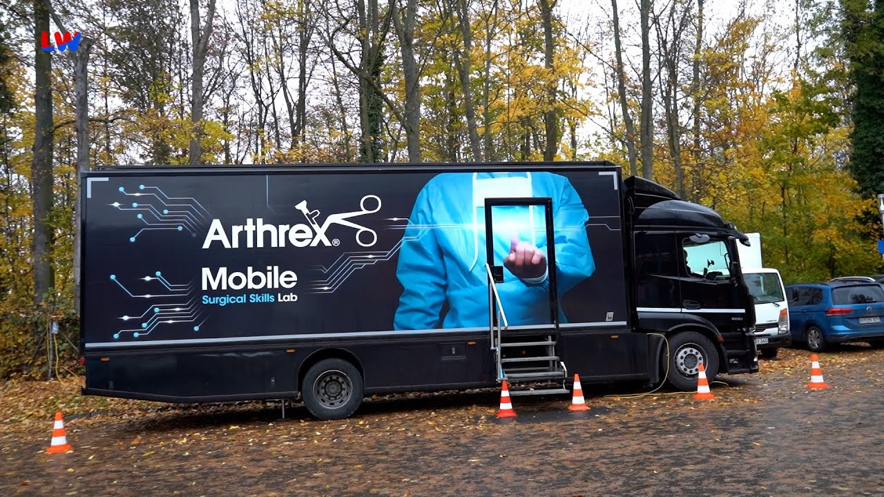 Görlitz: Training auf Rädern – OP Truck macht Halt am Klinikum