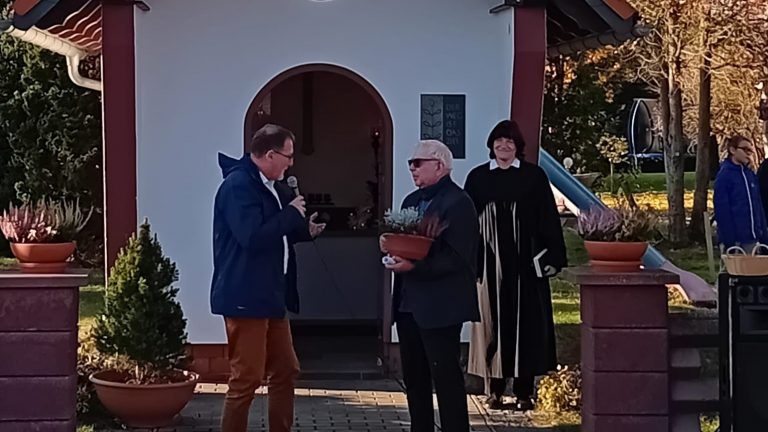 Malschwitz OT Lömischau: 10-jähriges Kapell-Jubiläum gefeiert