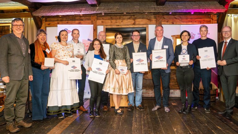 Hoyerswerda OT Schwarzkollm: Erstmals Preis für sorbische Wirtschaft vergeben