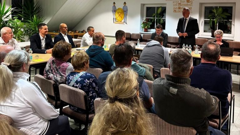 Großharthau: Feuerwehrförderung und Hochwasserschutz im Bürgergespräch