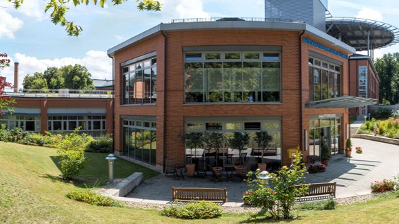 Görlitz: Luftballonaktion zum Weltfrühgeborenentag