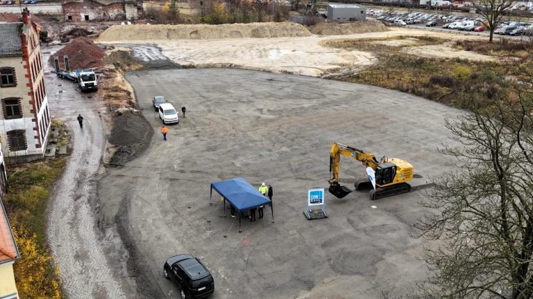 Radeberg: Vertrag für Neubau des Gymnasiums unterzeichnet