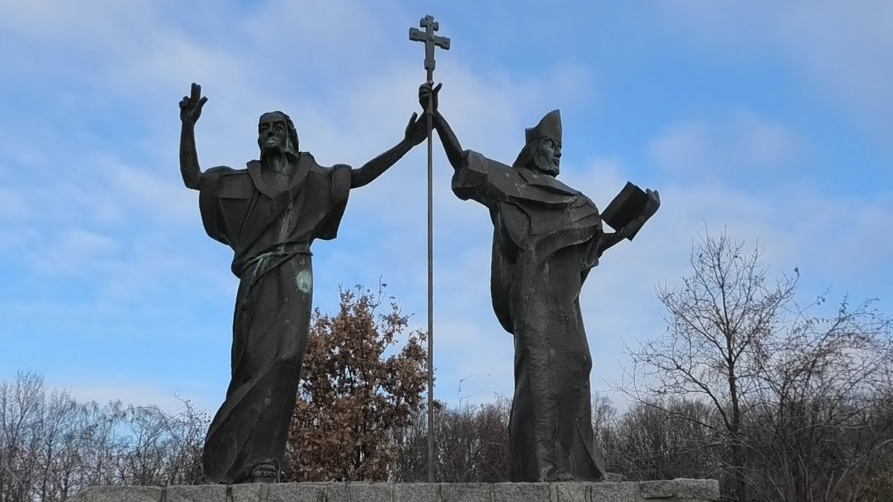 Radibor OT Strohschütz: 25 Jahre Milleniumsdenkmal