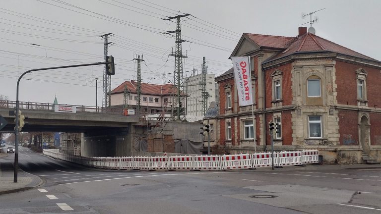 Senftenberg: Bahnhofstraße wieder freigegeben