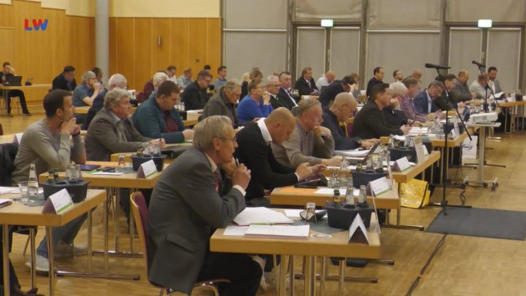 Falkenberg/E.: Elbe-Elster-Landrat nimmt in Kreistagssitzung Stellung