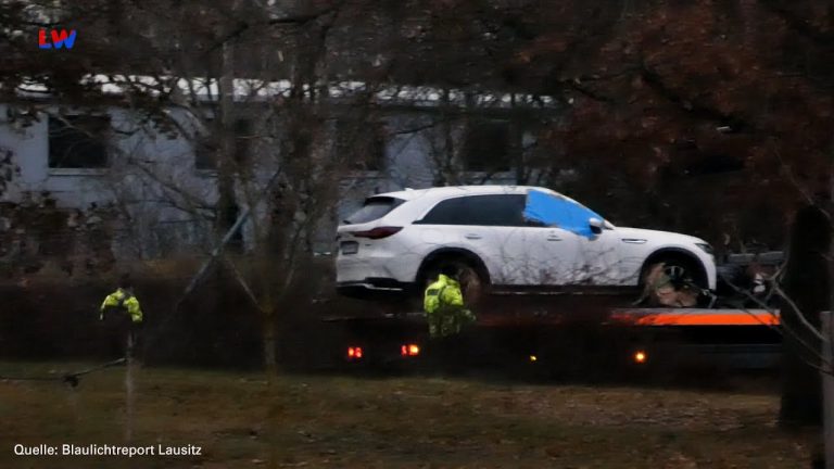 Finsterwalde: Toter in Auto gefunden