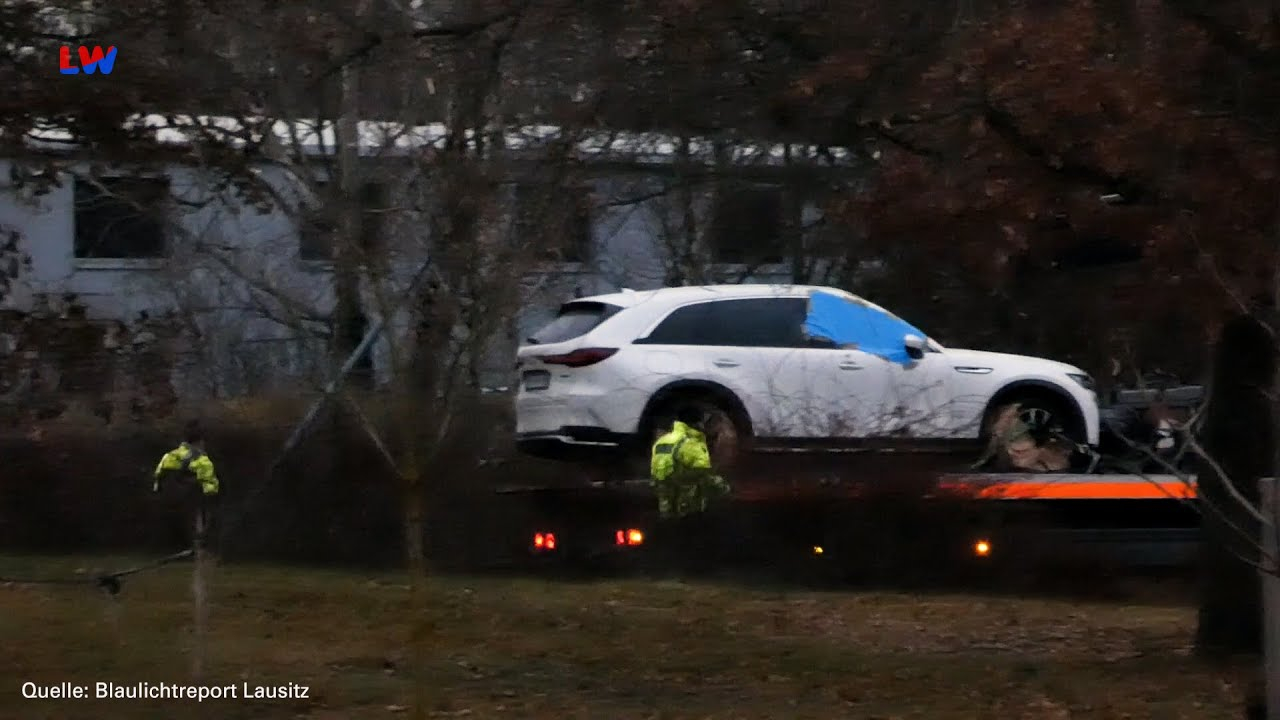 Finsterwalde: Toter in Auto gefunden