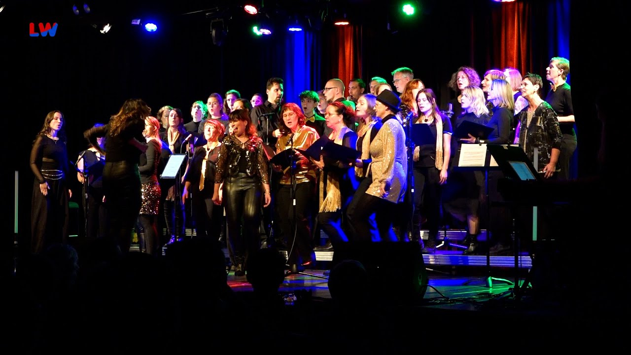 Kulturfenster: Steinhaus-Popchor singt „Rolling in the deep – Adele“