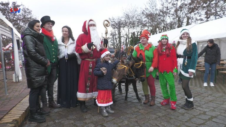 Plessa: Rund 300 Stiefel vom Nikolaus beim Stiefelzauber