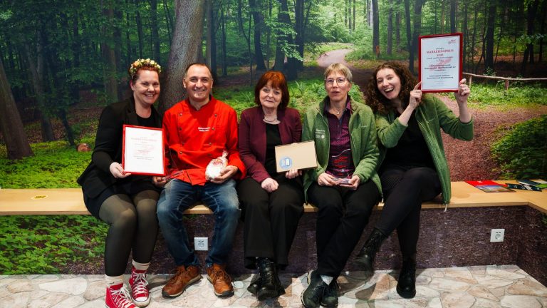 LK Elbe-Elster/ Berlin: Zwei Pro-Agro-Preise abgeräumt