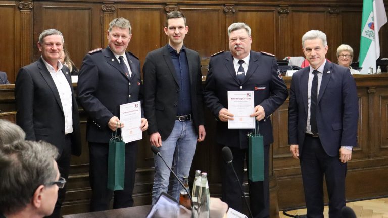 Finsterwalde: Zu Hauptbrandinspektoren befördert