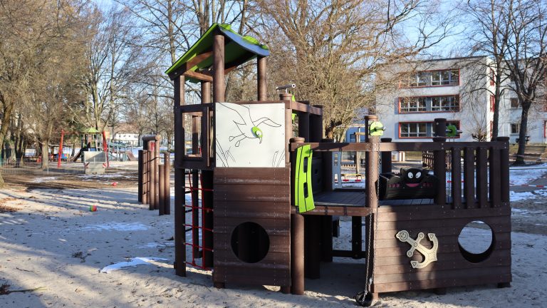 Finsterwalde: Neue Spielgeräte für Sängerstadt-Kita