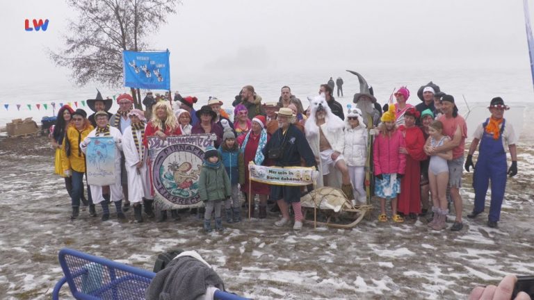 Falkenberg/E.: Zweiter Eisbader-Fasching am Kiebitz