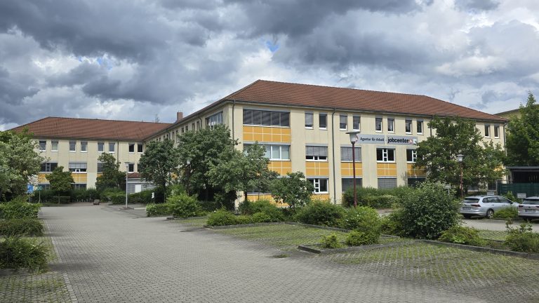 LK OSL: Arbeitslosenzahl im Landkreis bleibt stabil