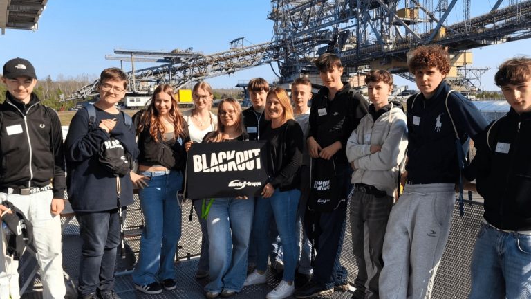 Lichterfeld/Wittichenau: Black-out-Tag an der F60