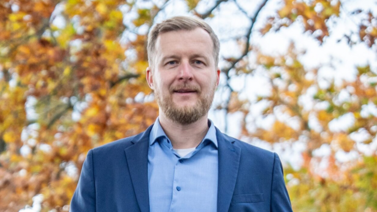 LK Spree-Neiße: Heusler gewinnt Stichwahl in letzter Minute