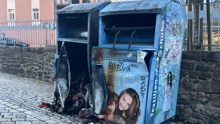 Bautzen: Berufsfeuerwehr löscht Zwei Brände in der Nacht