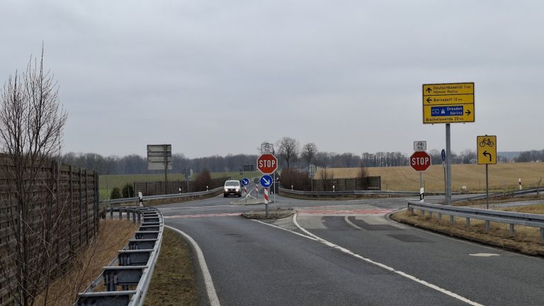 Kamenz Ortsteil Jesau: Kreisverkehr statt Kreuzung an der S 94?