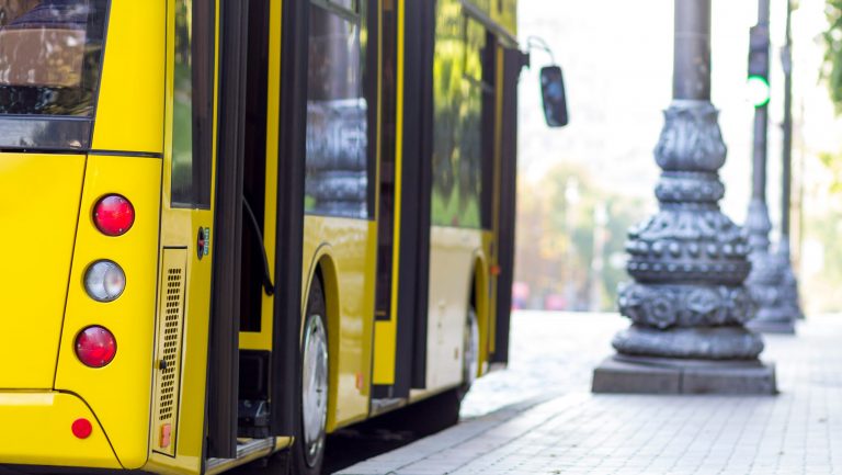 Görlitz/Zittau: Sanierungsarbeiten behindern den Zugverkehr – Schienenersatzverkehr ab 10. März