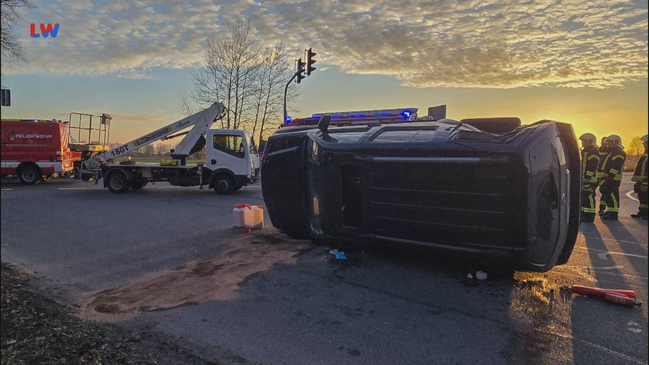 Lauchhammer: Unfall mit Kleinbus