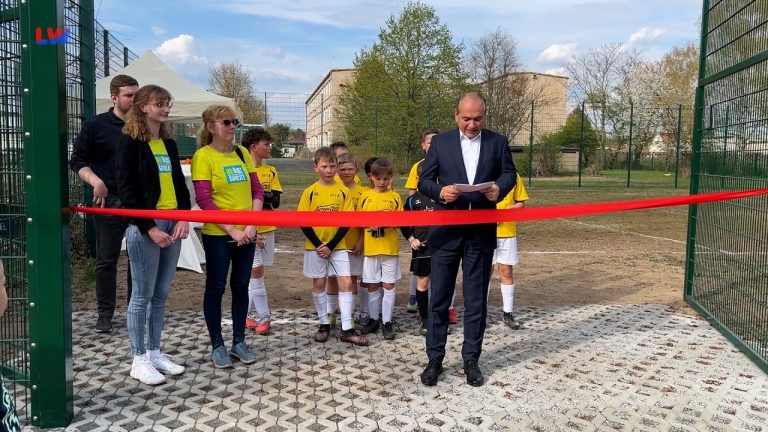 Görlitz: Wiederhergestellter Bolzplatz in Weinhübel eröffnet