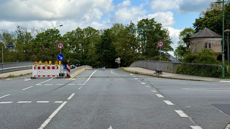Radeberg: Brücke einspurig geöffnet