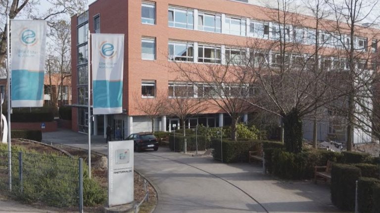 Finsterwalde: Elbe-Elster-Klinikum protestiert