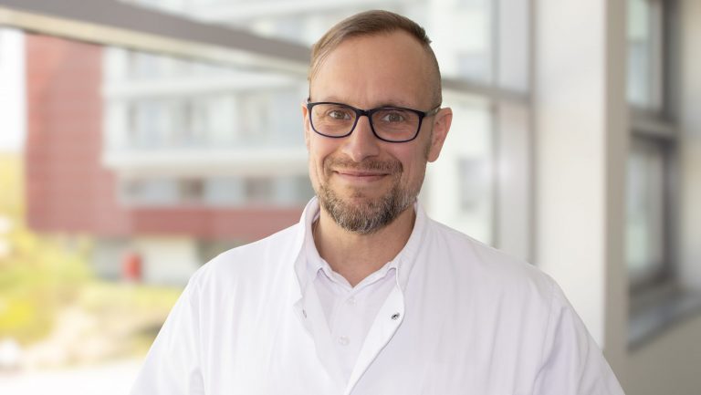 Weißwasser: Kreiskrankenhaus begrüßt neuen Chefarzt der Inneren Medizin
