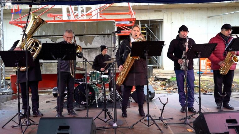 Kulturfenster: Sax Brass Band