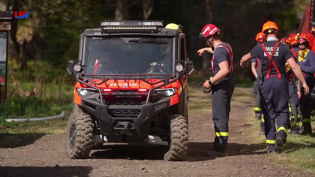 Tschechien/Lausitz: Großer Waldbrand hält Feuerwehr in Atem