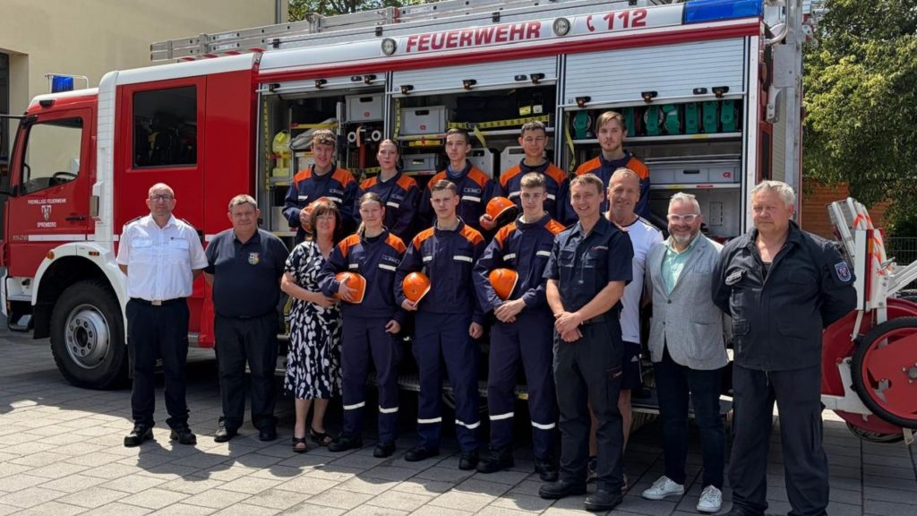Spremberg: Schüler*innen bestehen Feuerwehr-Ausbildung