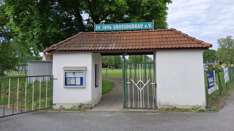 Großdubrau: Vereins-Geburtstag mit Ostfußball-Legenden