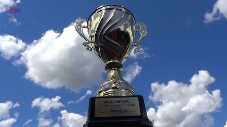Hoyerswerda: 1. Firmenbeachvolleyballturnier der LebensRäume